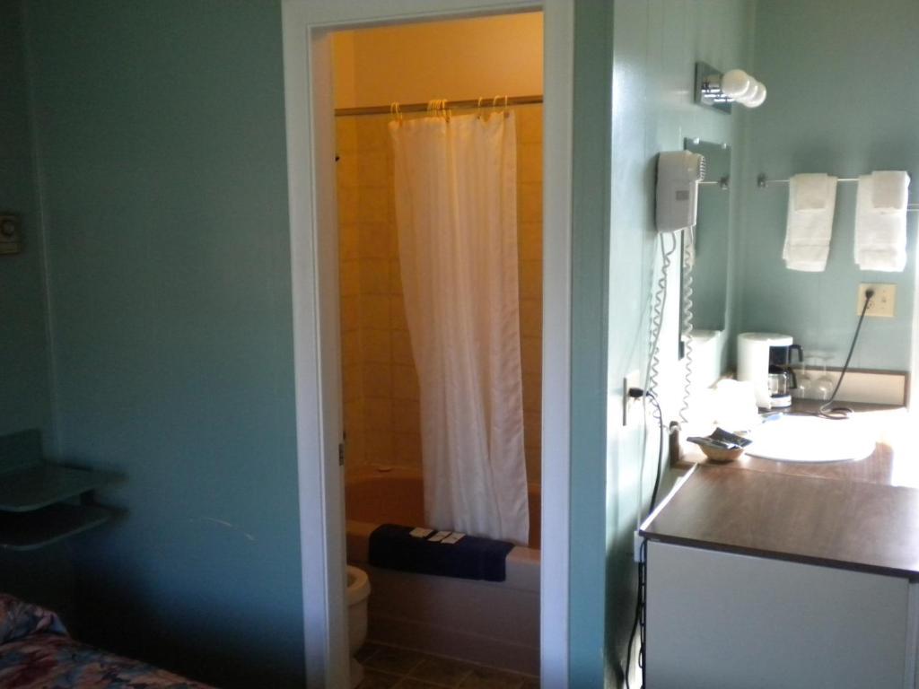 Pleasant View Motel Саммерлэнд Номер фото
